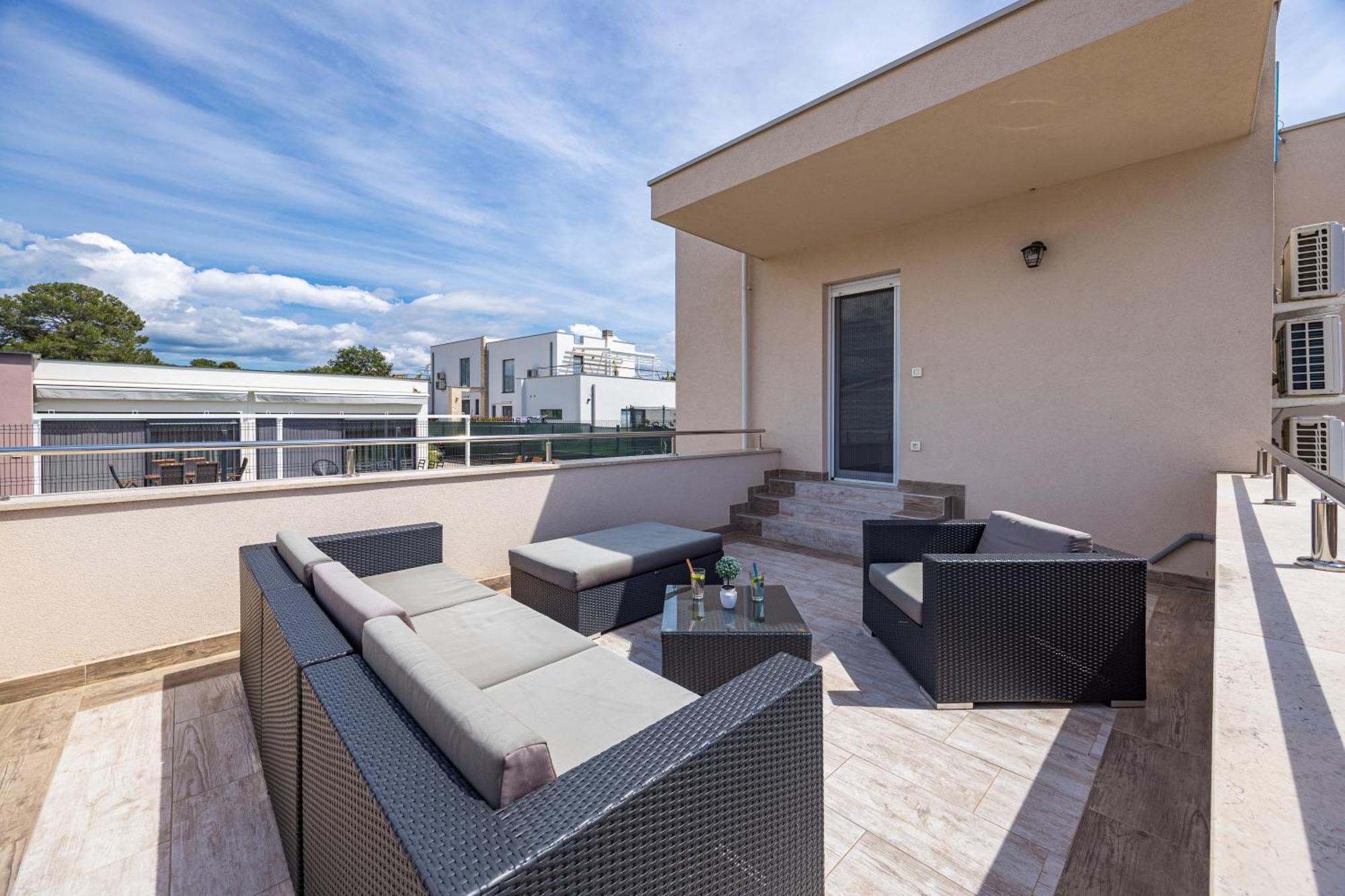 פרוי Villa Sunny Olive מראה חיצוני תמונה